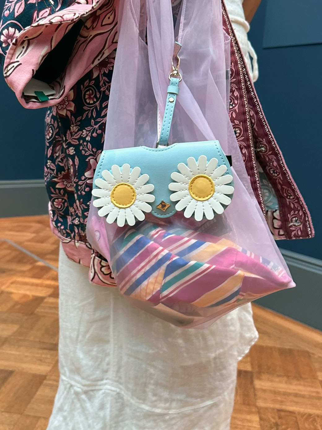 Cute Daisy Sunglasses Case & Bag Charm